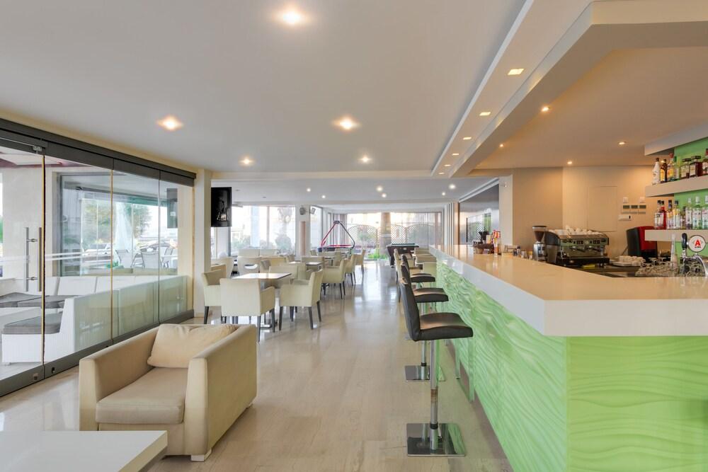 Lomeniz Hotell Rhodes City Eksteriør bilde